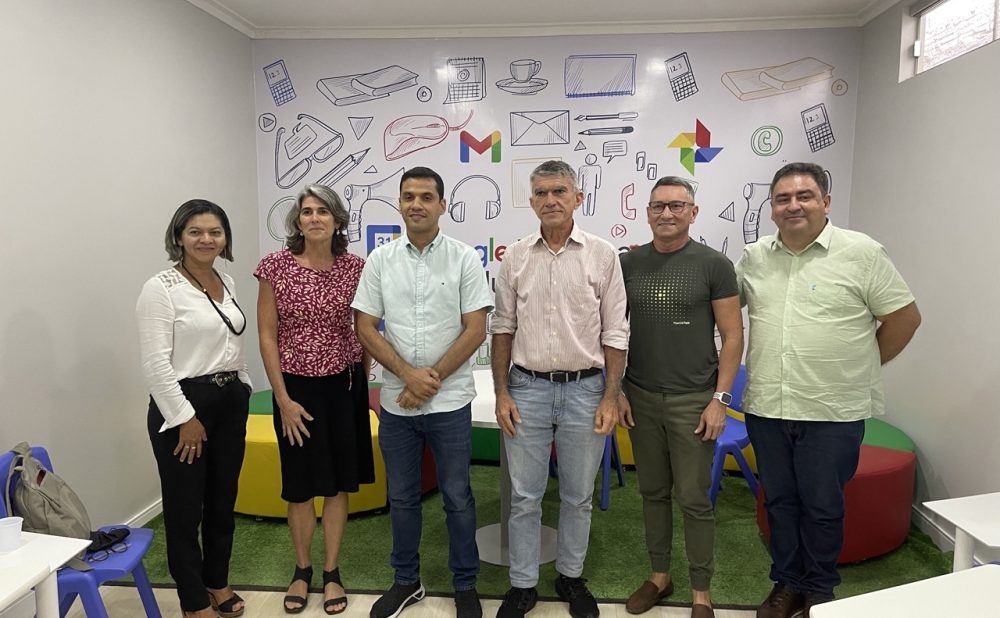 Maués recebe técnicos do Centro Lemann, único no Brasil
